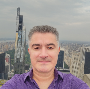 Dr. Melih Ozlem